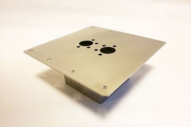 Hovedbilde Gulvgjennomføring 4KW rustfri 80 mm